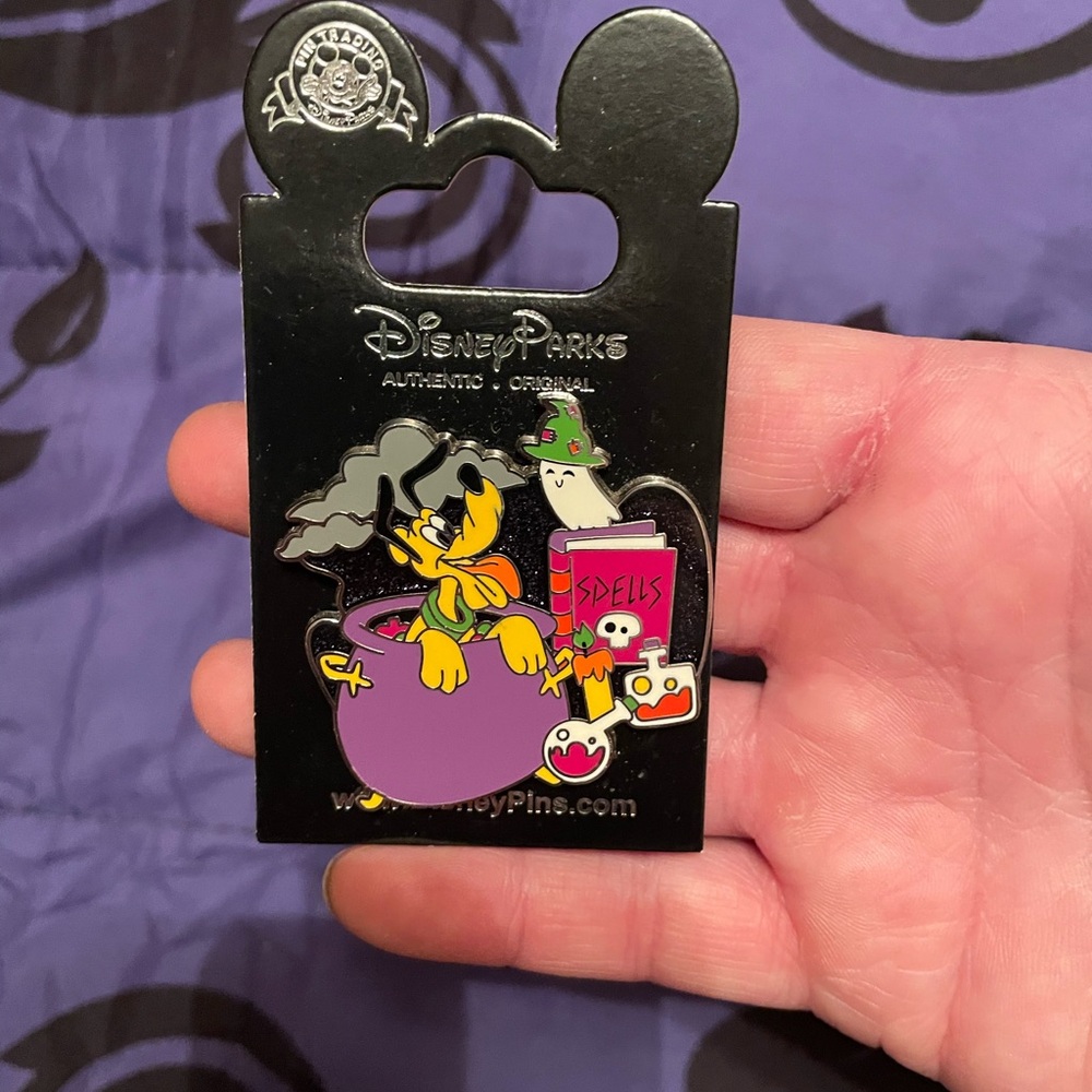 Disney Pluto Halloween Cauldron Pin